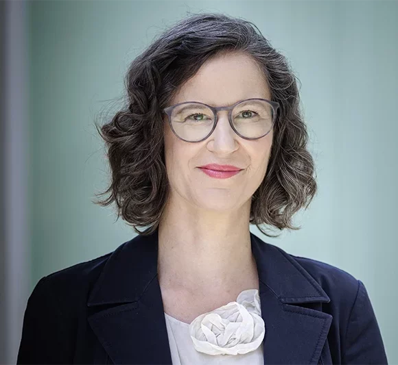 Dr. Kirsten Westphal
